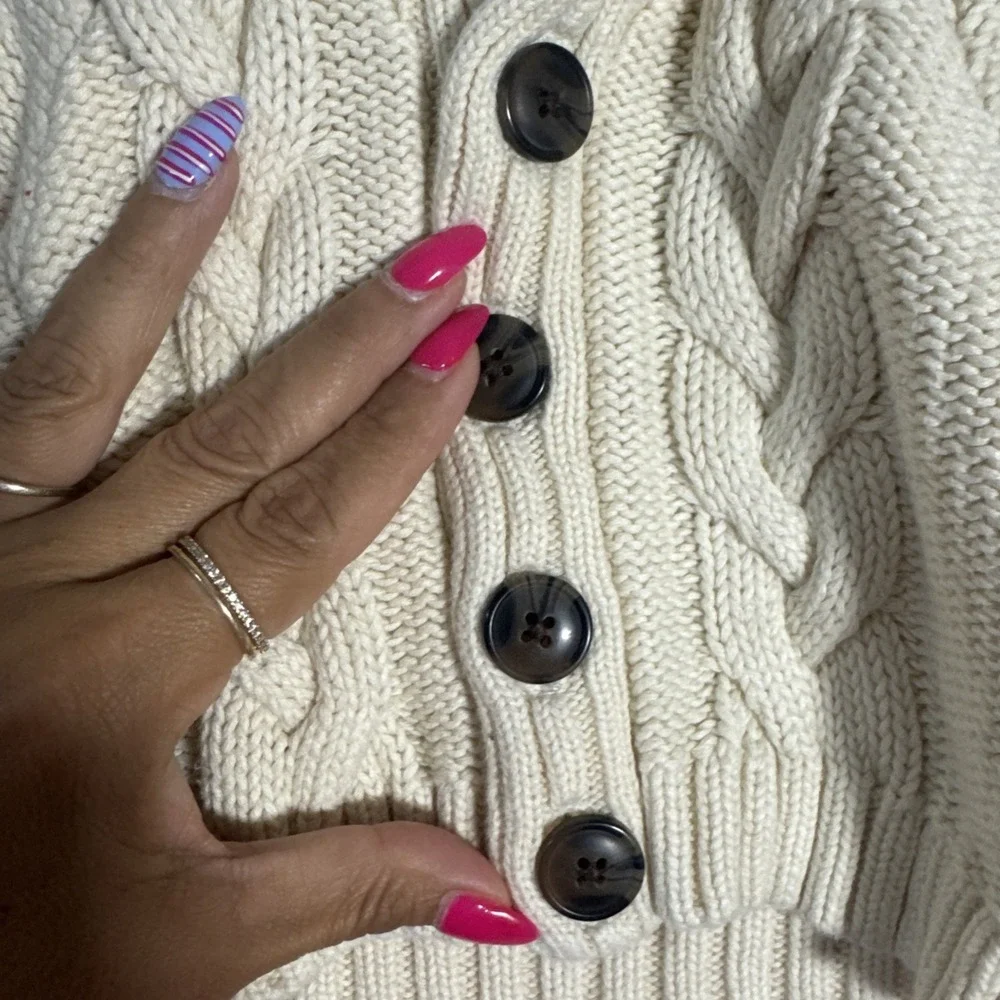 Gap chunky cable-knit pattern Cozy Cream Cable Knit Cardigan 0/3 M Big Buttons